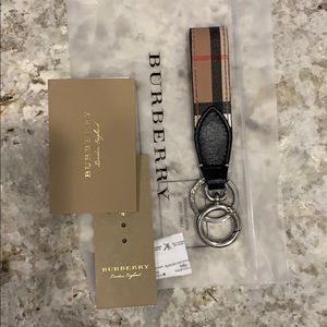 Burberry key ring